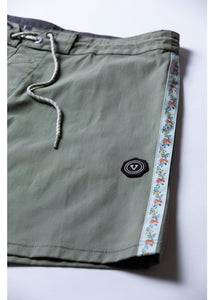 Trip Out 17.5" Boardshort (Surplus)
